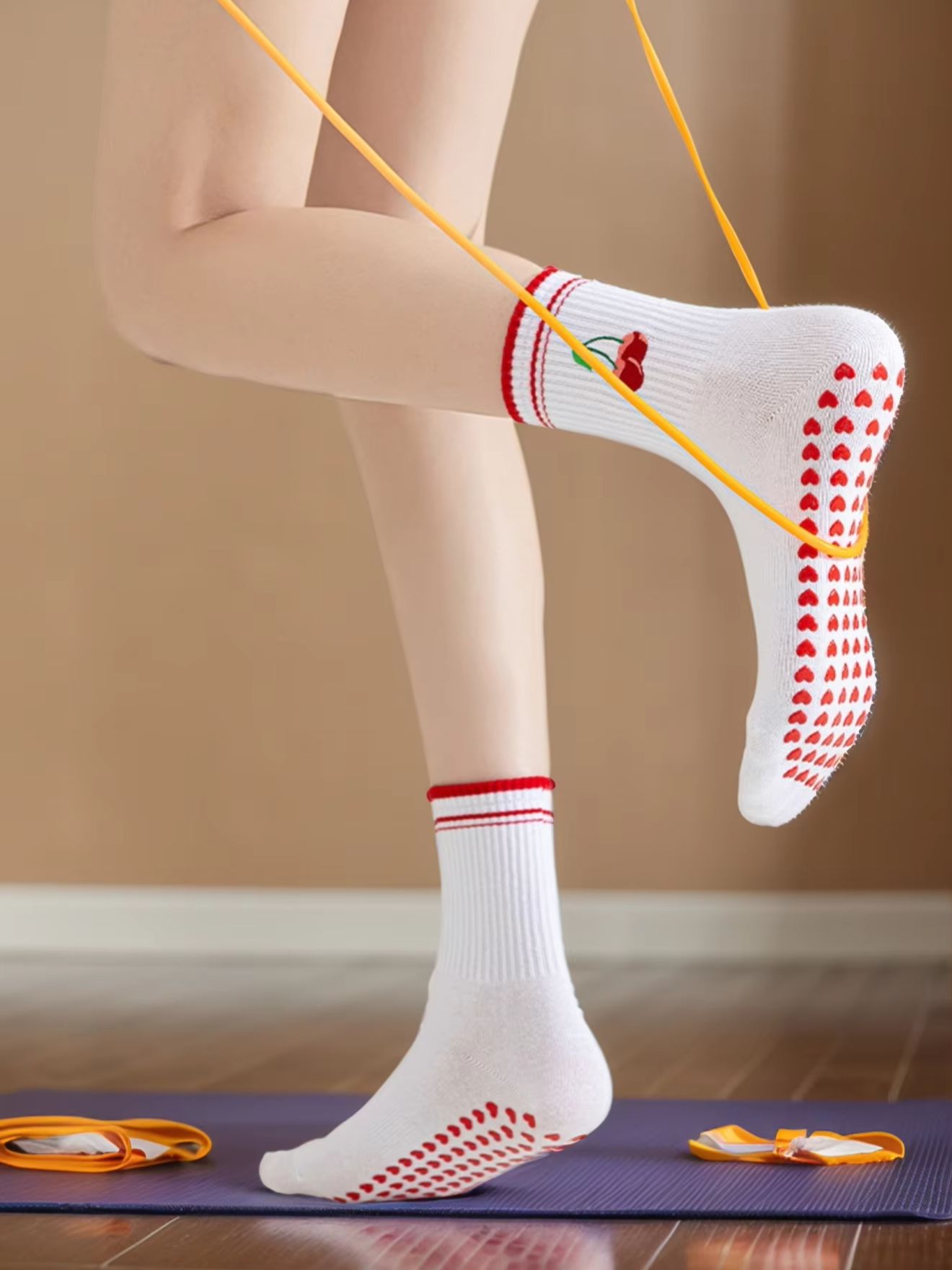 Yoga Dance & Fitness Center Llc - 1 paire de chaussettes de yoga